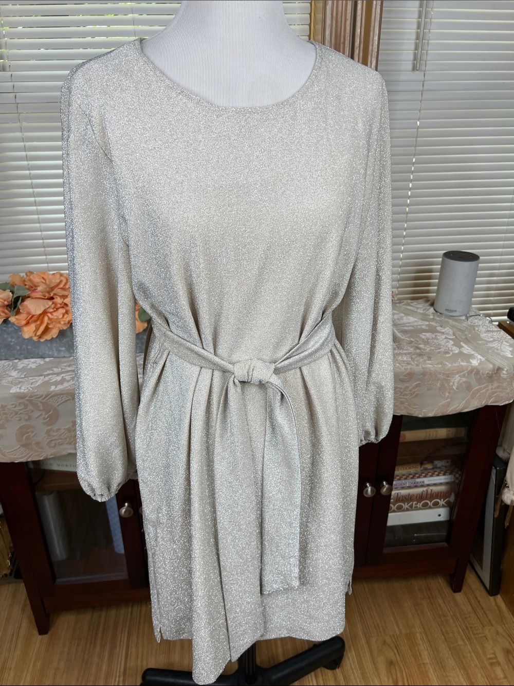 NWT Gibsonlook Sparkle Knit Blouson Sleeve Dress in Toasted Almond Size Large